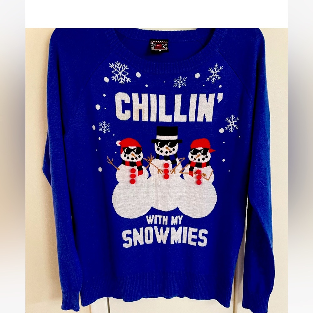 - Chilling with my snowmies Christmas Sweater blue M